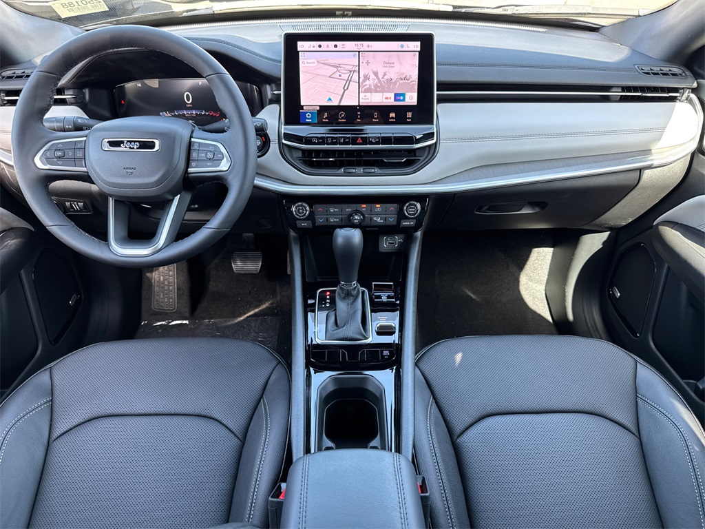 2025 Jeep Compass Limited photo 19