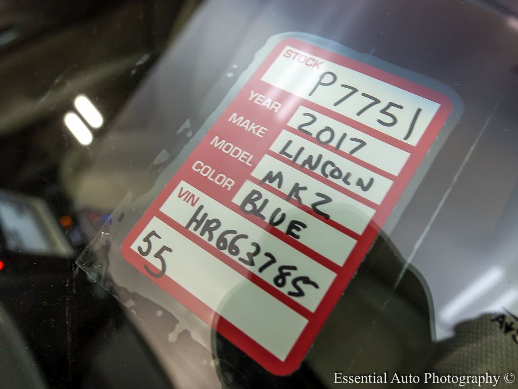 2017 LINCOLN MKZ - Image 25