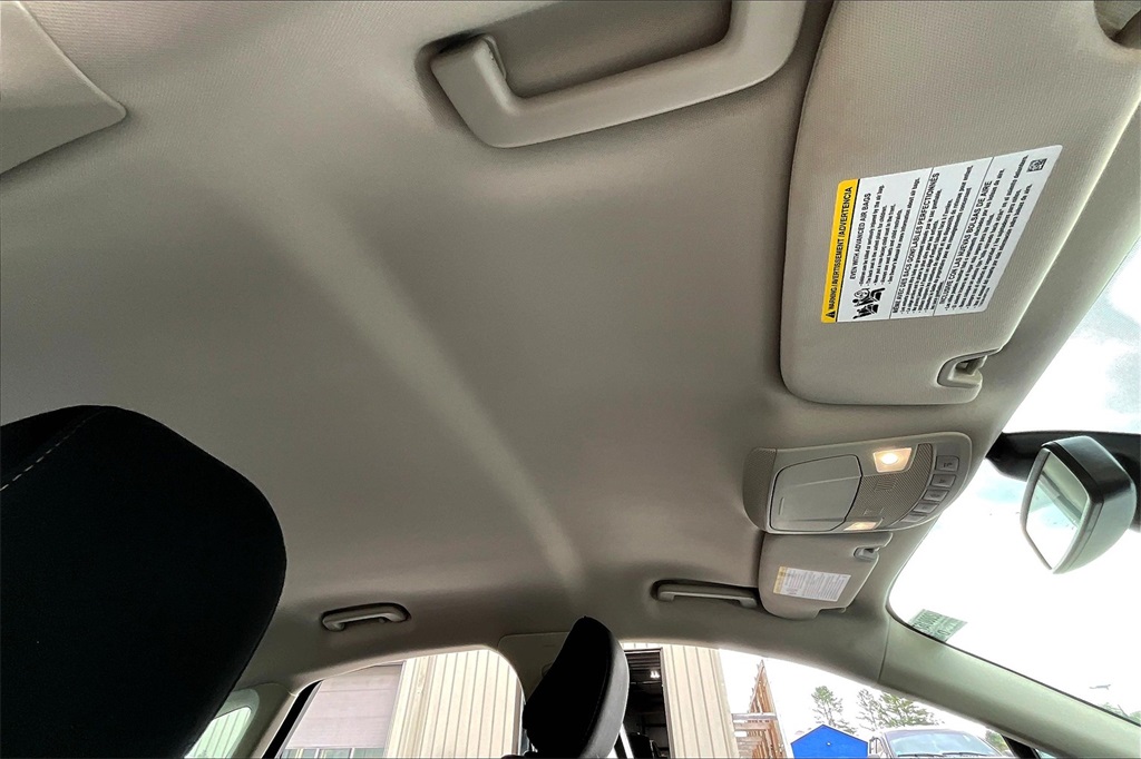 2020 Ford Fusion SE photo 22