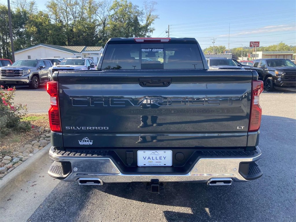 2026 Chevrolet Silverado 1500 LT photo 4