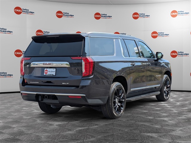 2023 Gmc Yukon XL SLT photo 2