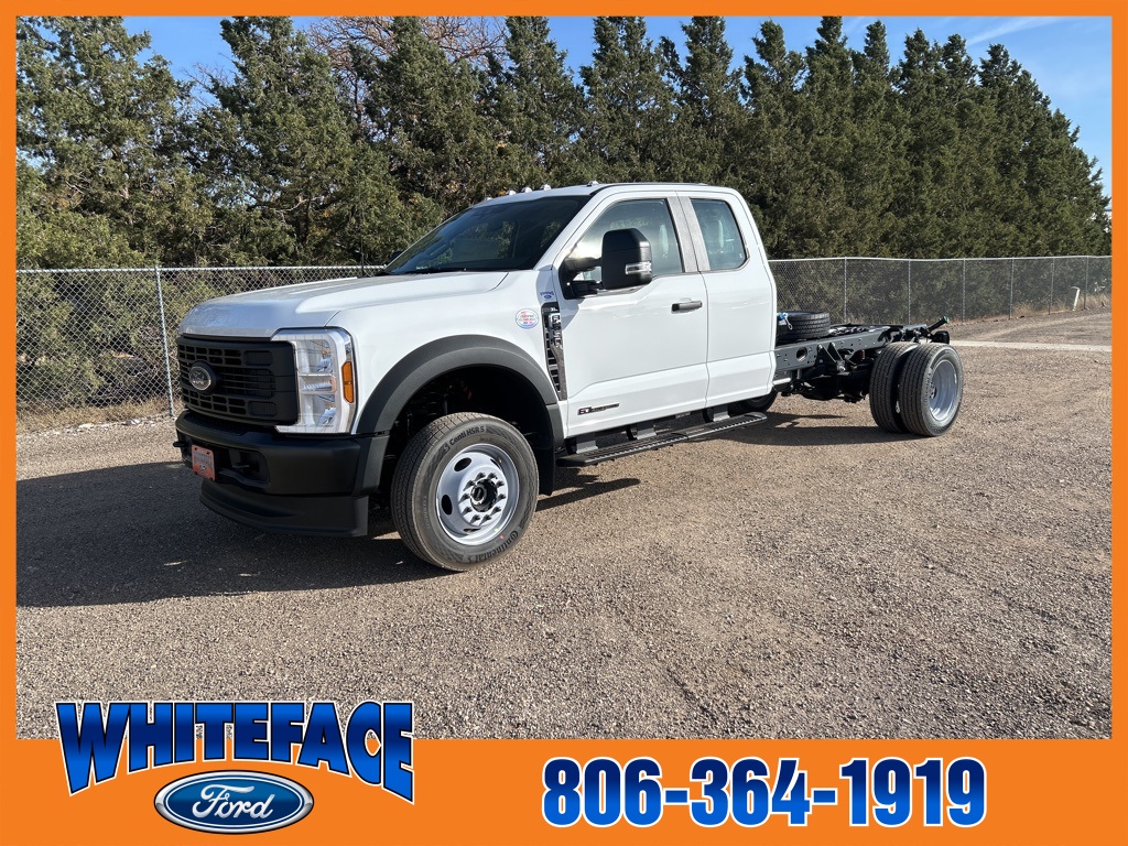 2026 Ford F-550 Super Duty Chassis Cab XL's photo