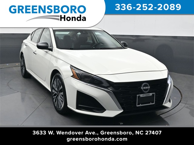 2025 Nissan Altima SV's photo