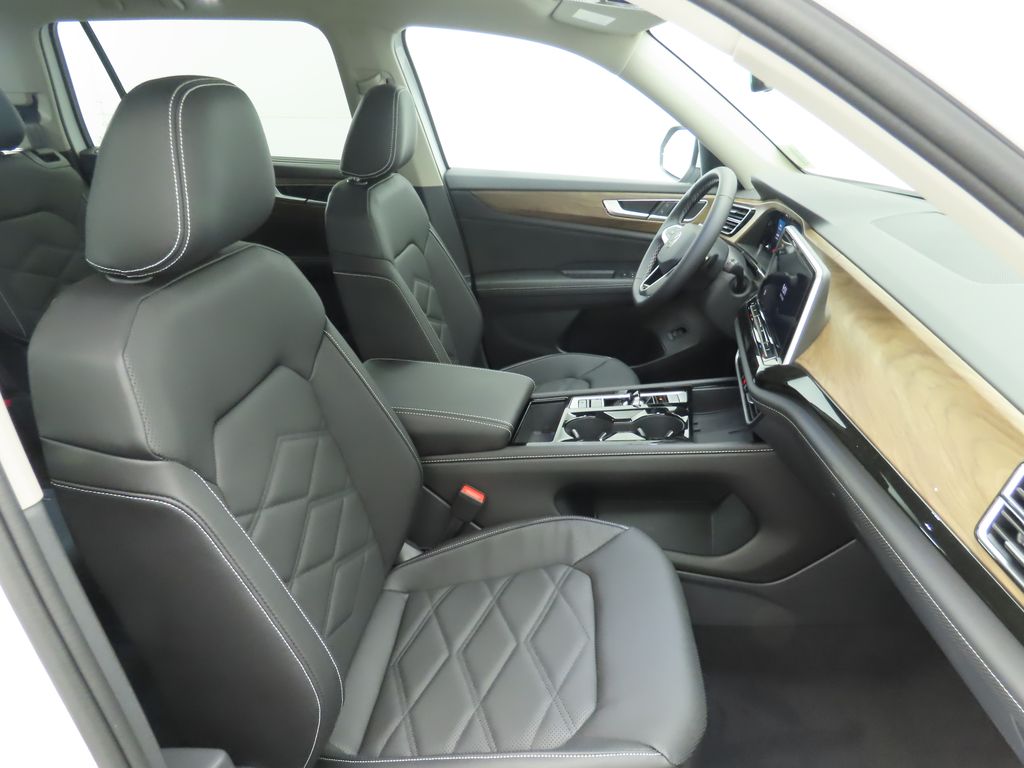 2026 Volkswagen Atlas SE Technology photo 19