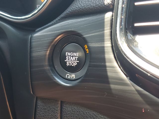 2020 Jeep Grand Cherokee Altitude photo 29