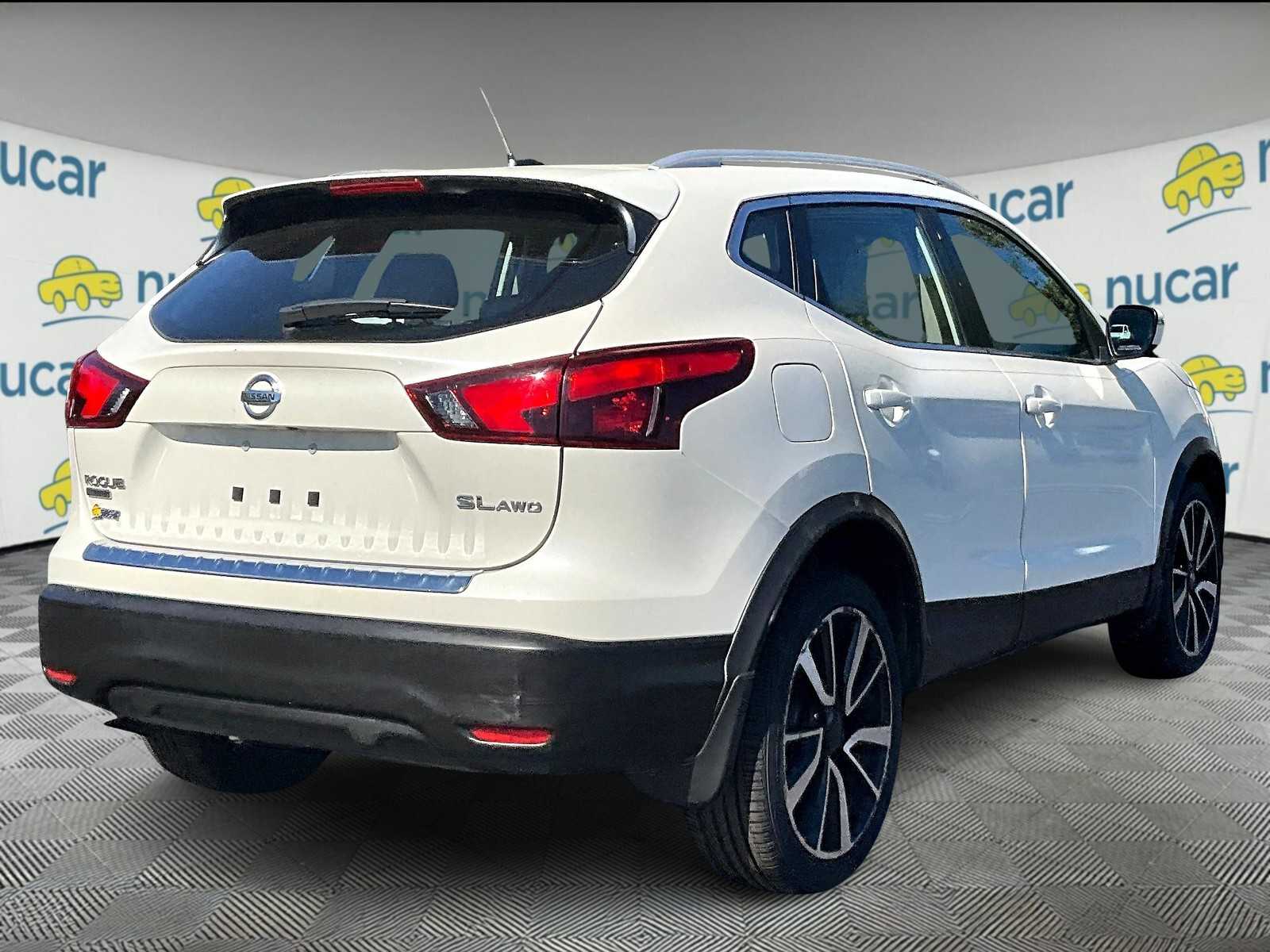 2018 Nissan Rogue Sport SL photo 6