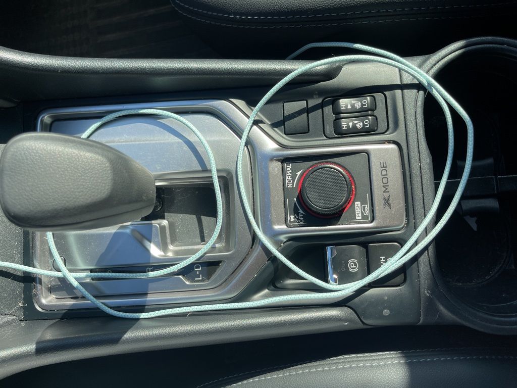 2020 Subaru Forester Premium photo 4