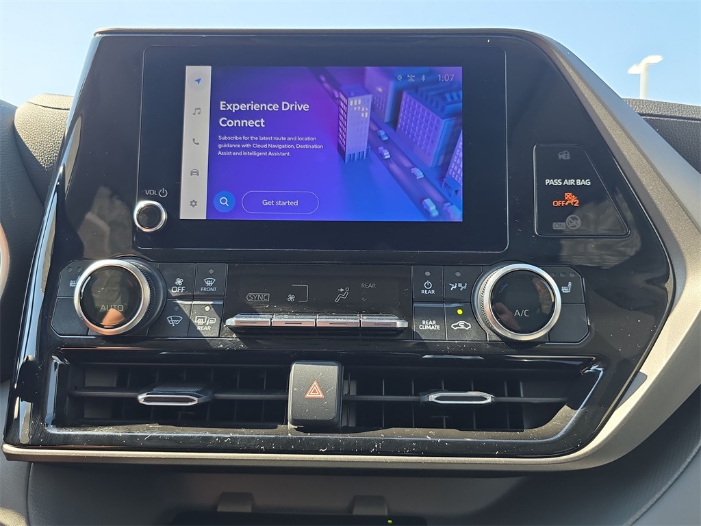 2023 Toyota Highlander XLE photo 26
