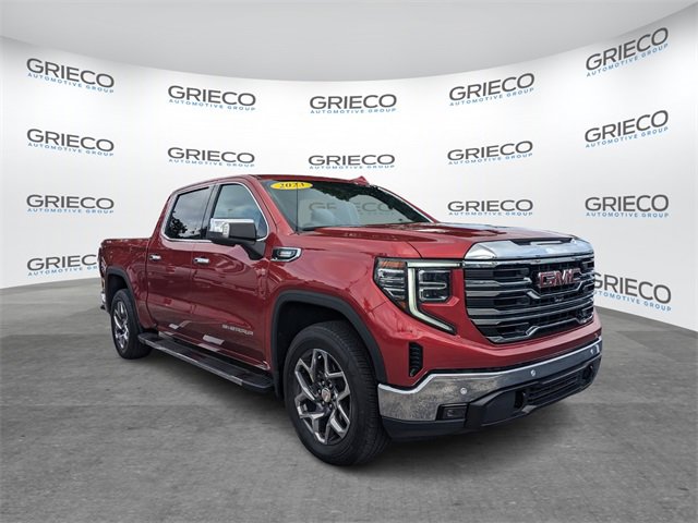 2023 GMC Sierra 1500 SLT's photo