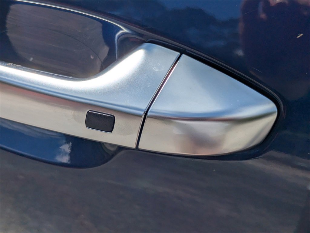 2023 Kia Seltos SX photo 12