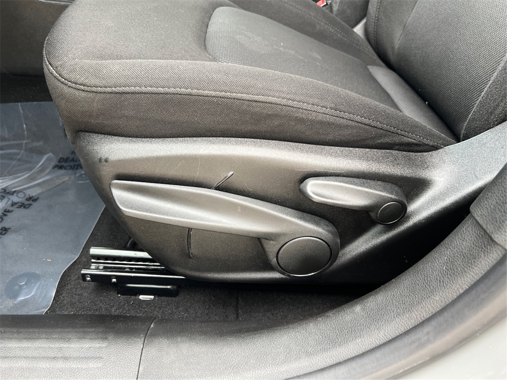 2021 Jeep Renegade Sport photo 18