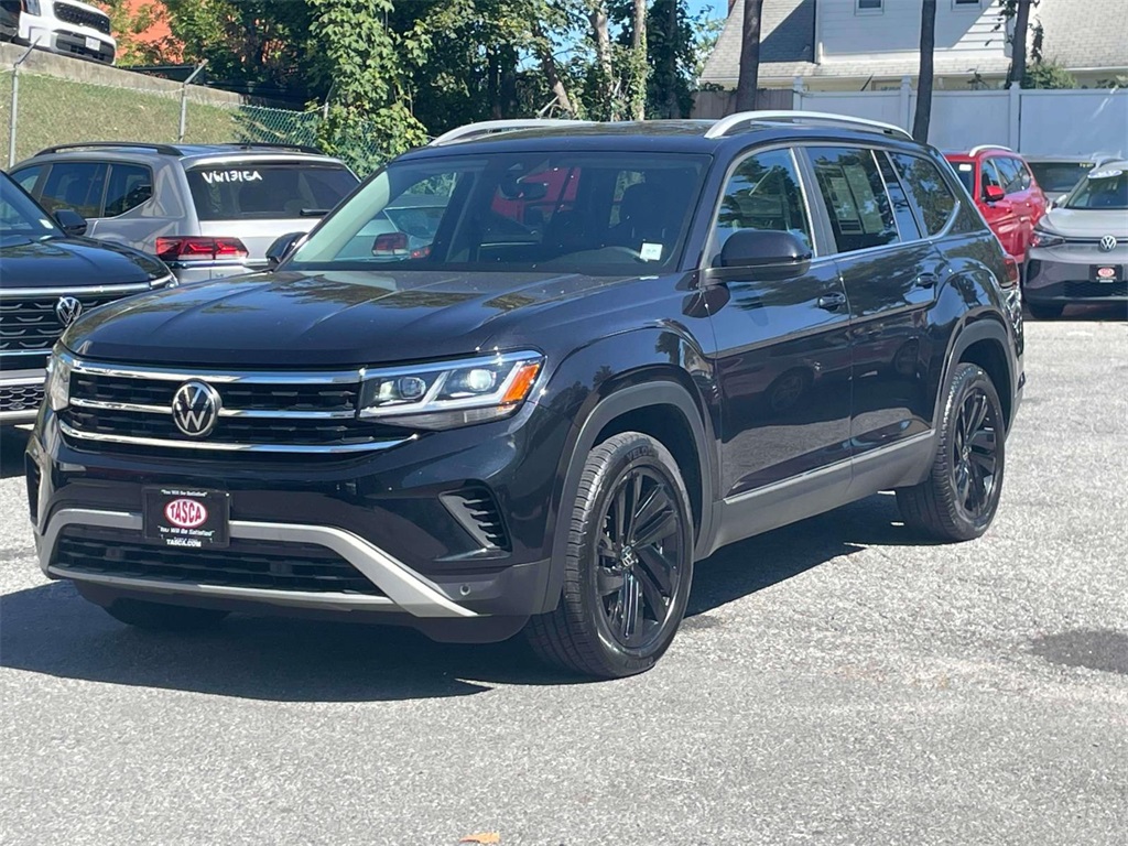 2021 Volkswagen Atlas SEL photo 3