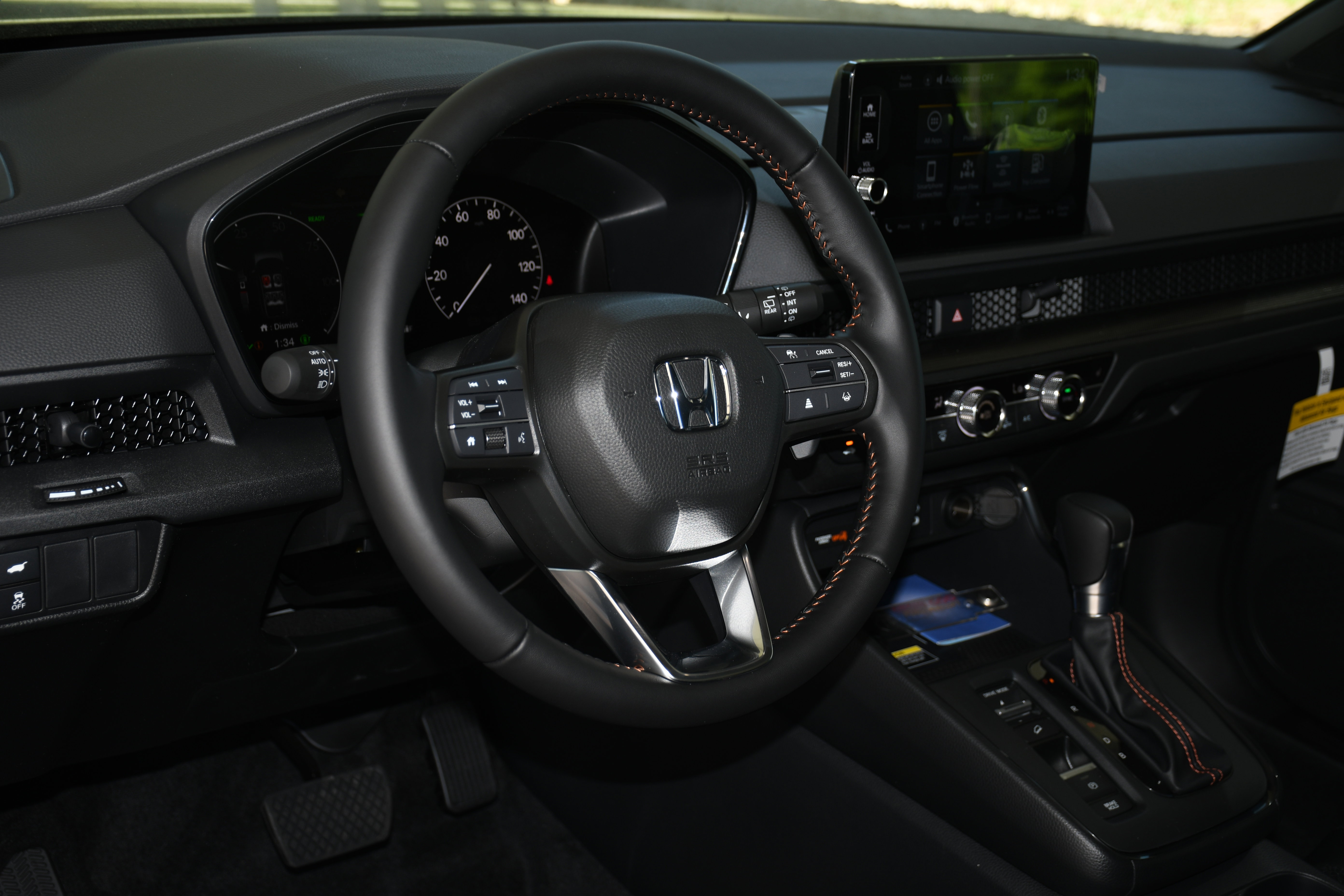 2025 Honda CR-V Hybrid Sport-L photo 2