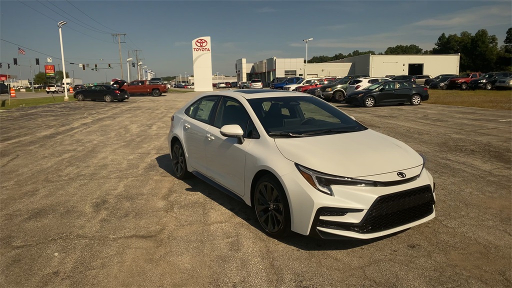 2025 Toyota Corolla XSE photo 2