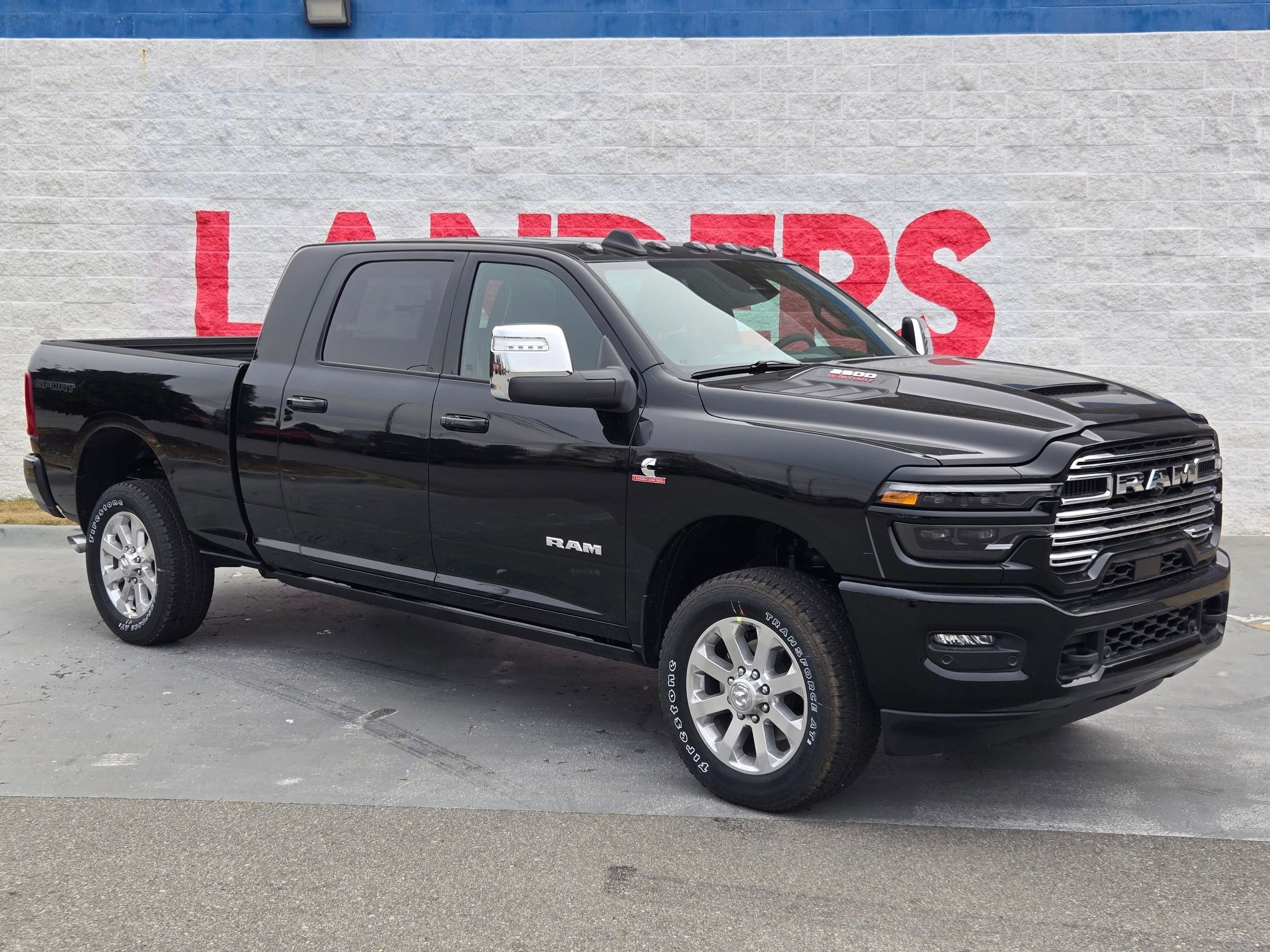 2026 RAM Ram 2500 Pickup Laramie's photo