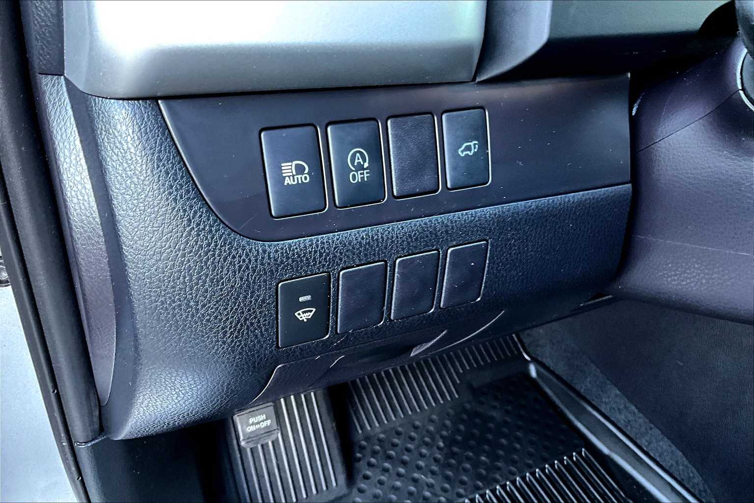 2019 Toyota Highlander XLE photo 32