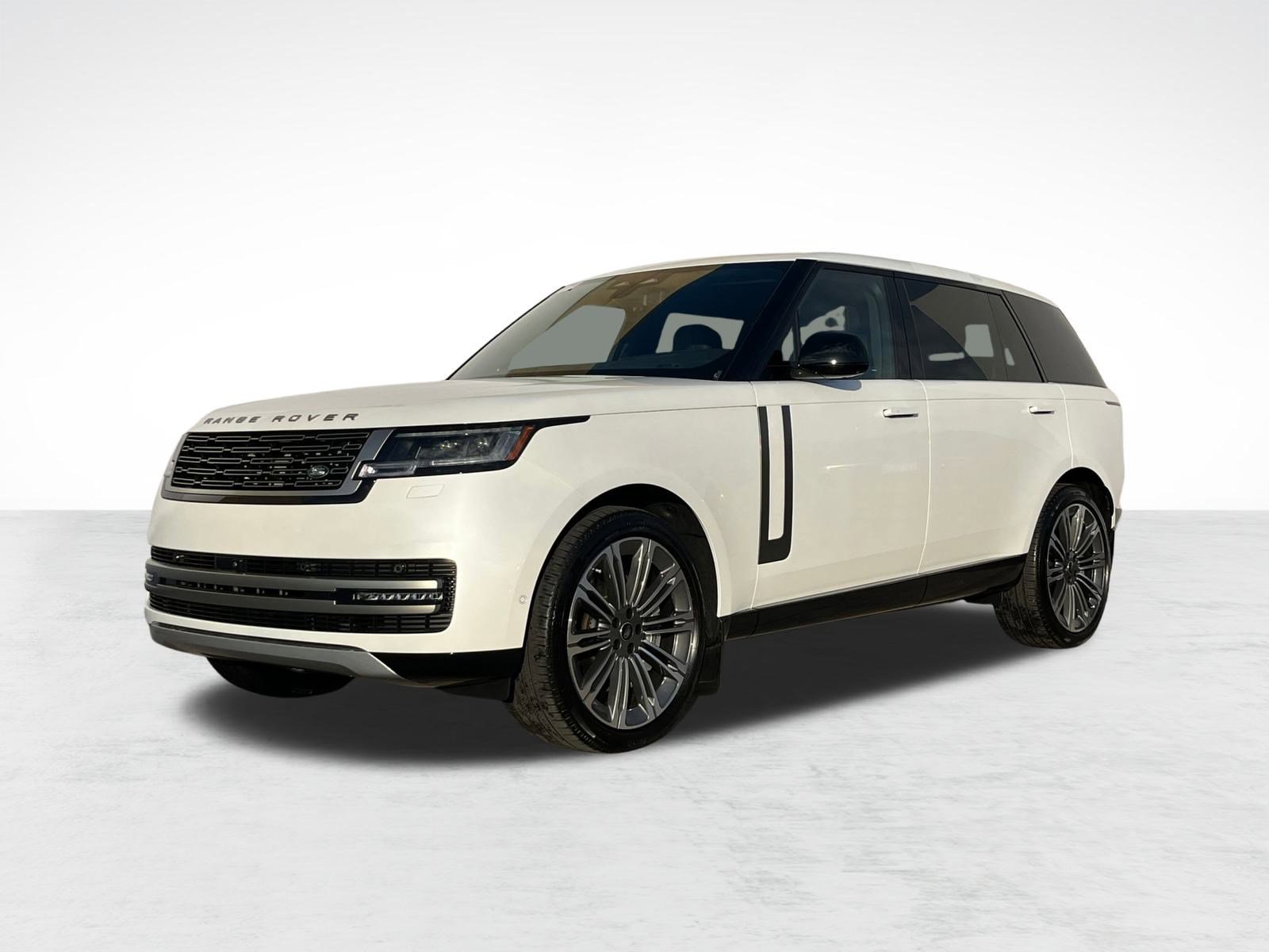 2025 Land Rover Range Rover SE's photo