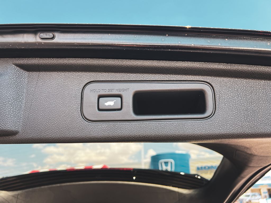 2026 Honda Odyssey photo 8