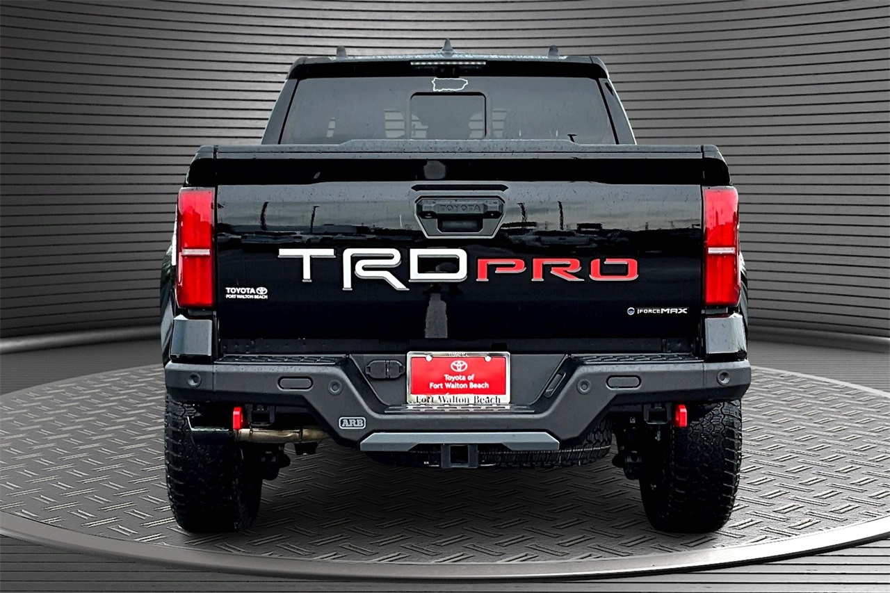 2025 Toyota Tacoma TRD Pro 4x4 photo 5