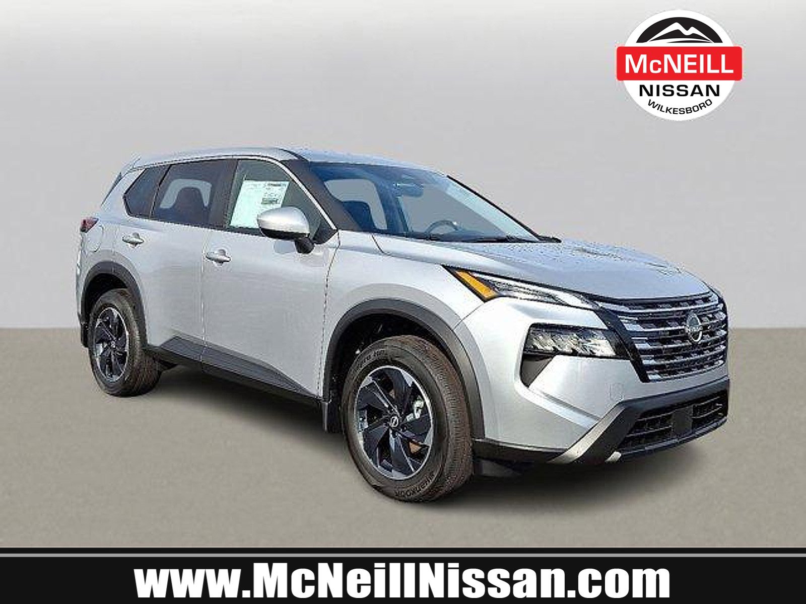 2025 Nissan Rogue SV's photo