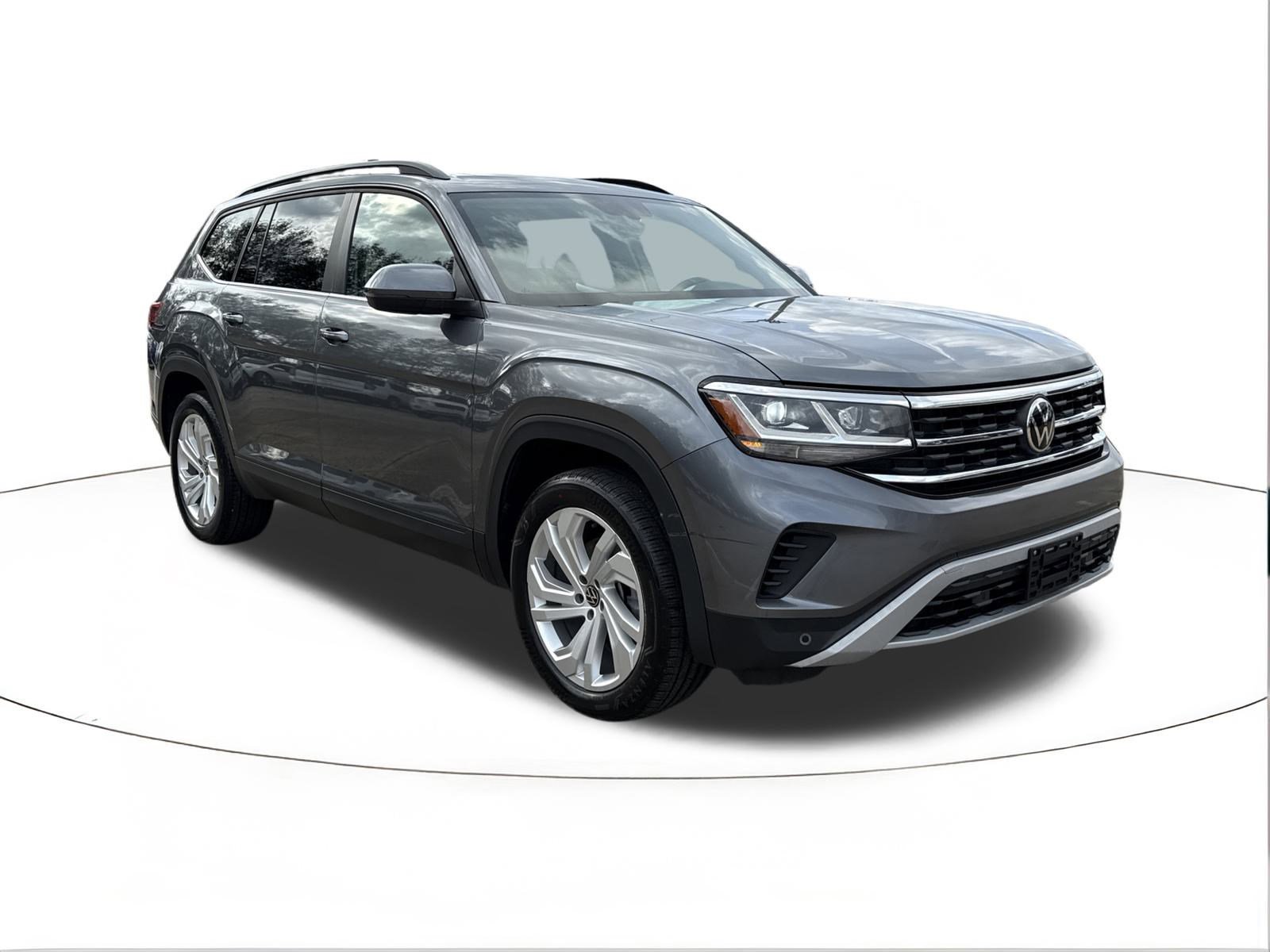 2021 Volkswagen Atlas SE's photo