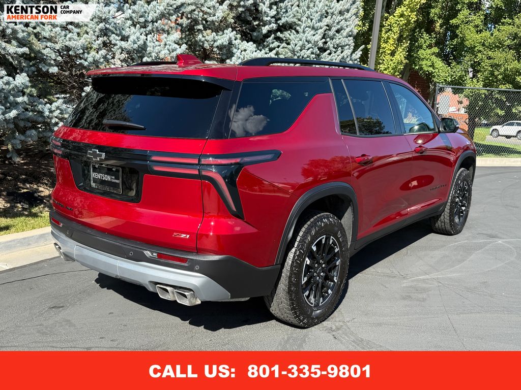 2024 Chevrolet Traverse Z71 photo 8