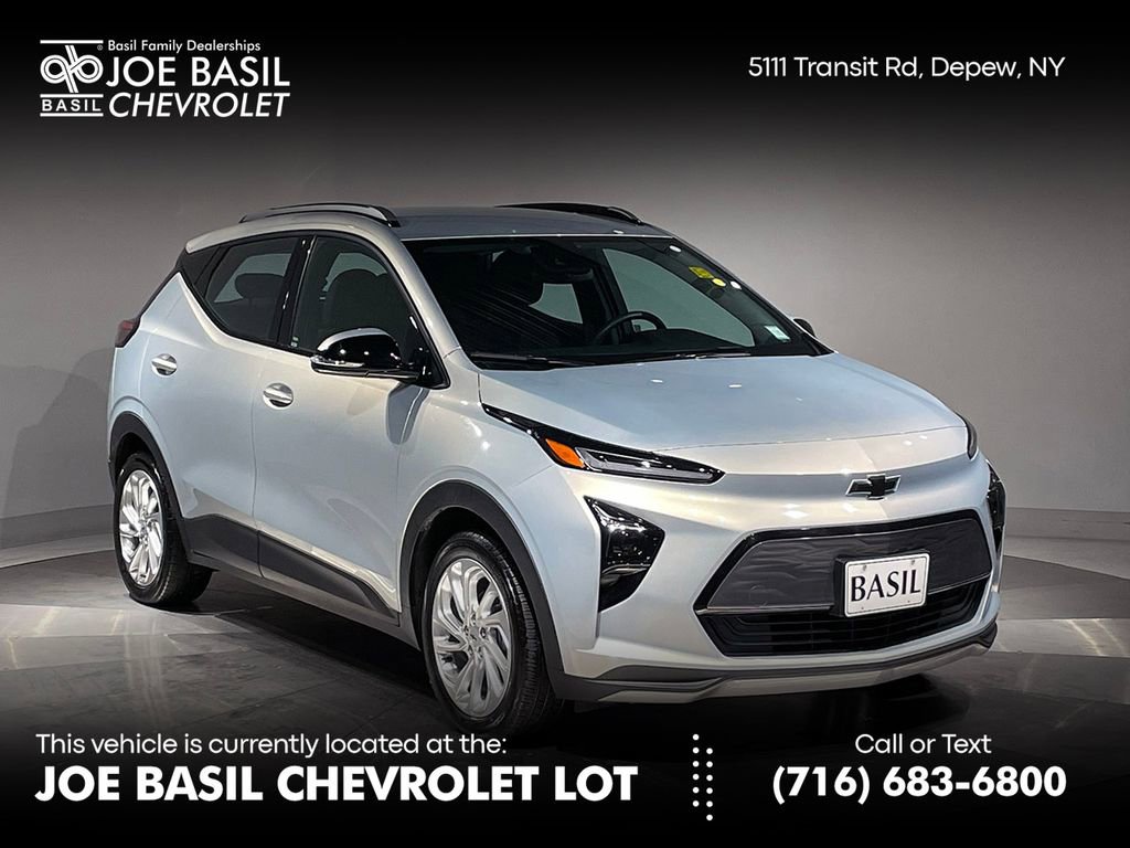 2023 Chevrolet Bolt EUV LT's photo
