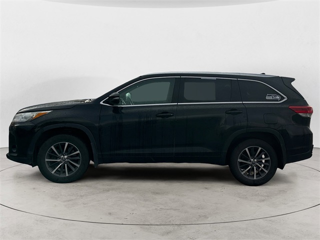 2018 Toyota Highlander SE XLE photo 2