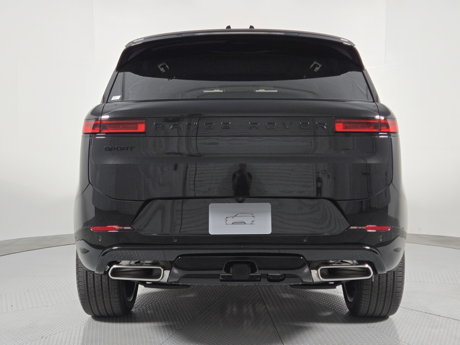 2025 Land Rover Range Rover Sport SE photo 3