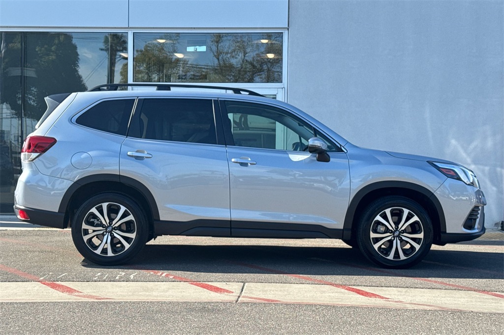 2024 Subaru Forester Limited photo 3