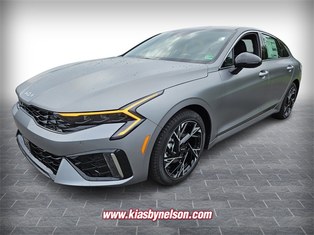 2025 Kia K5 GT-Line photo 3
