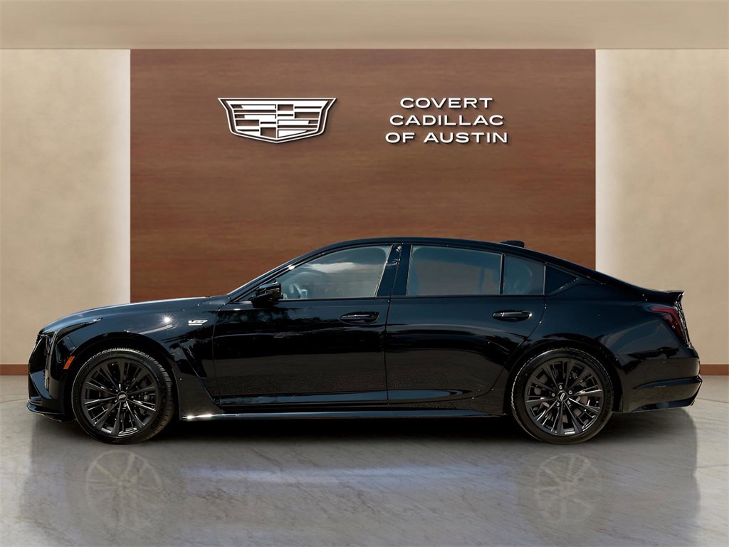 2025 Cadillac CT5 V photo 2