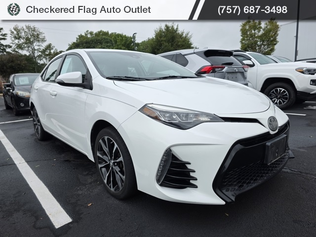 2017 Toyota Corolla L photo 3