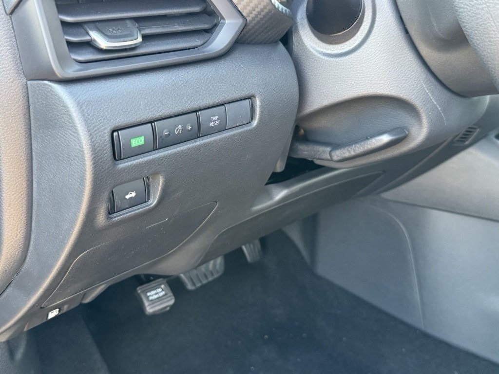 2025 Nissan Sentra S photo 14