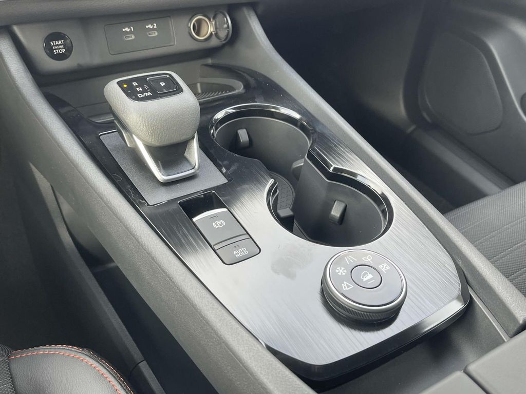 2026 Nissan Rogue SV photo 28