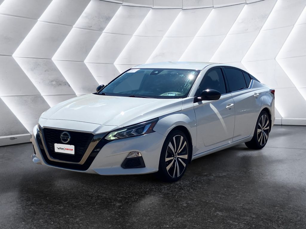 2020 Nissan Altima 2.5 SR photo 3
