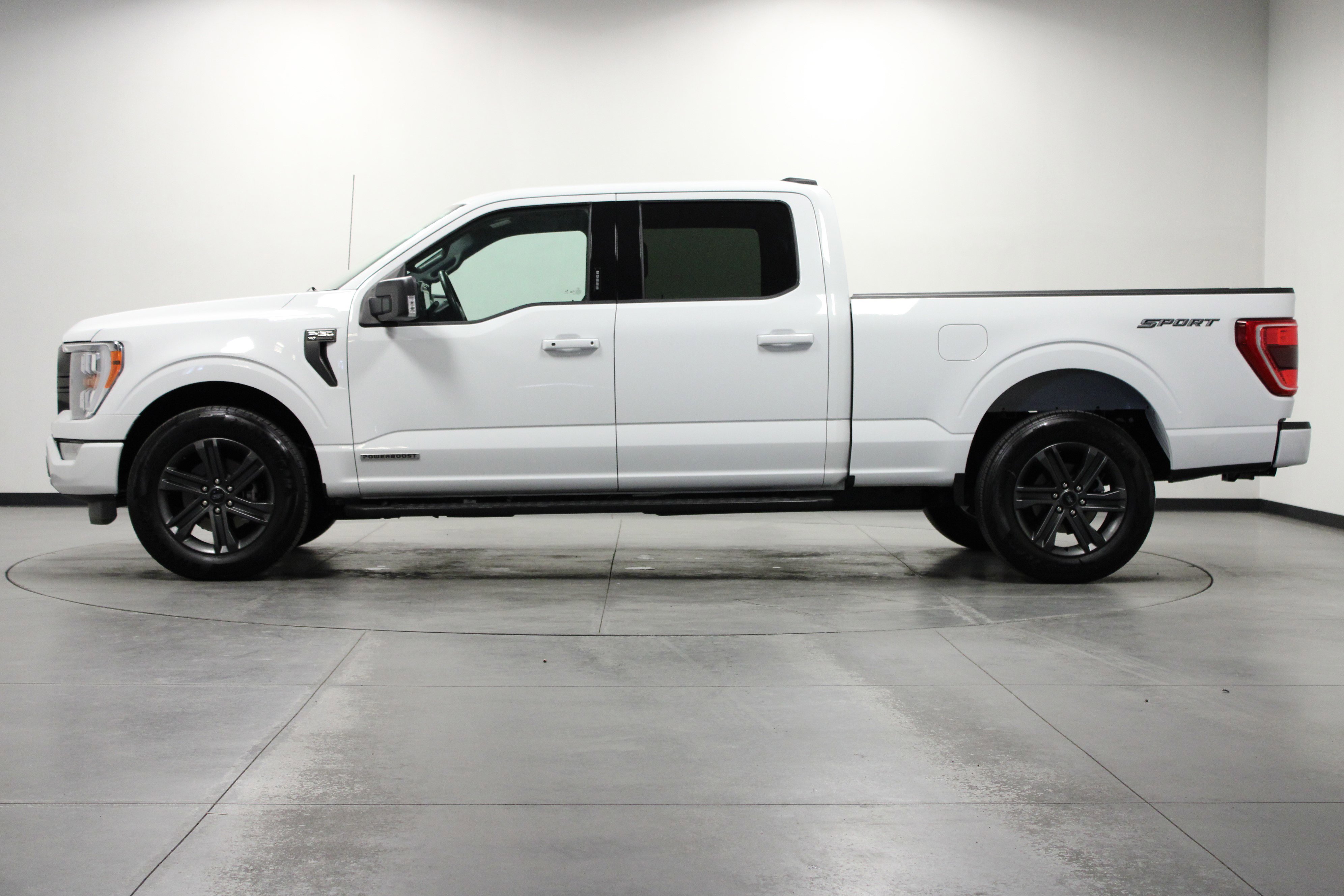 2023 Ford F-150 XLT photo 5