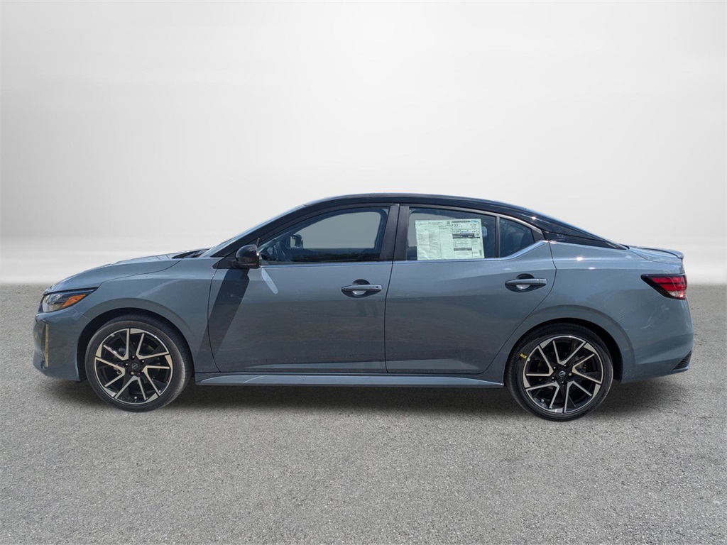 2025 Nissan Sentra SR photo 6