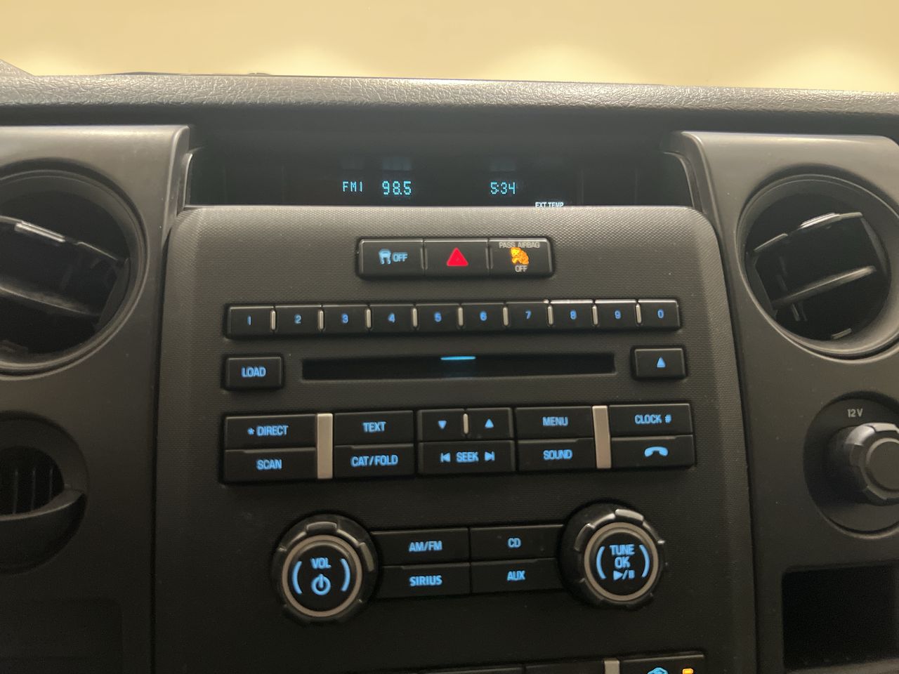 2013 Ford F-150 XL photo 44