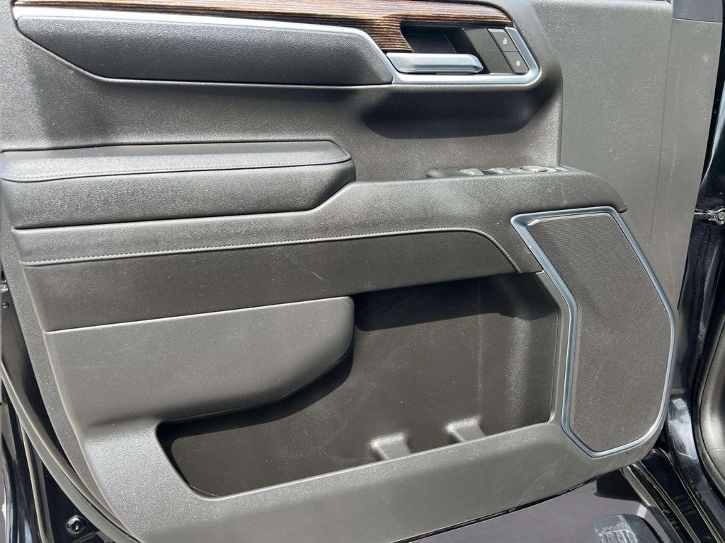 2023 Gmc Sierra Elevation photo 22