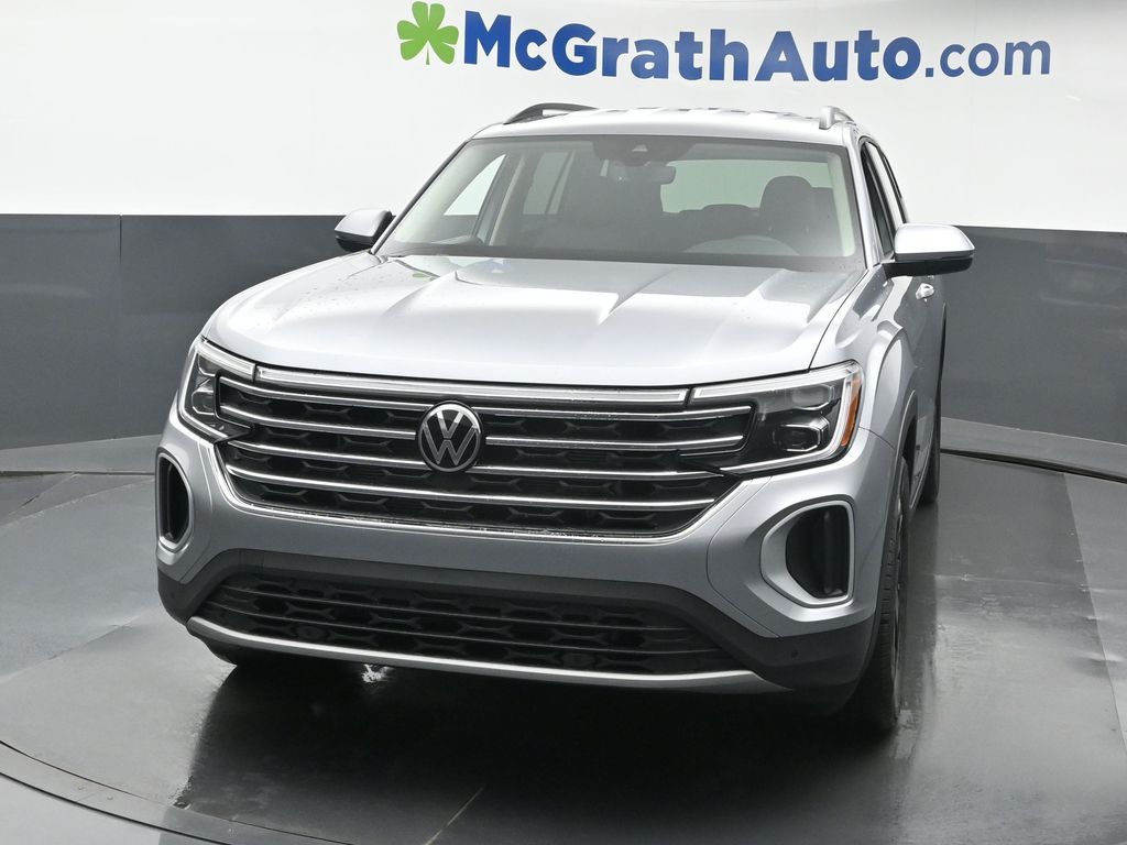 2026 Volkswagen Atlas SE Technology photo 3