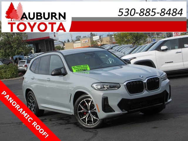 2022 BMW X3 40i's photo