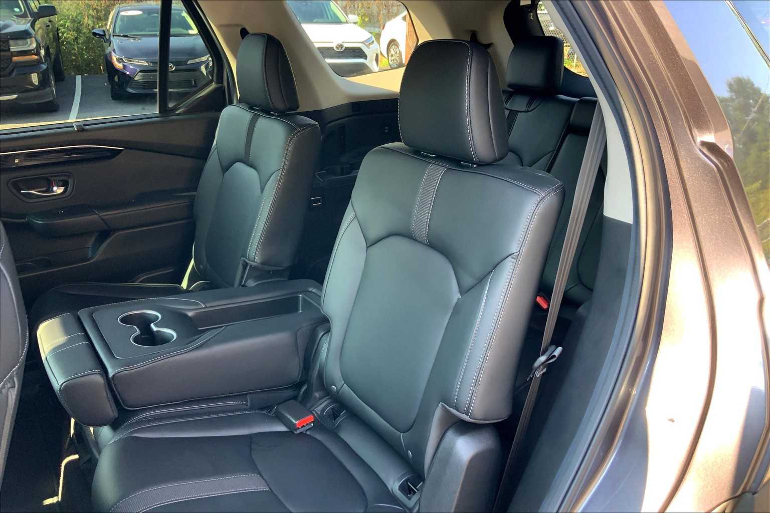 2025 Honda Pilot EX-L photo 15