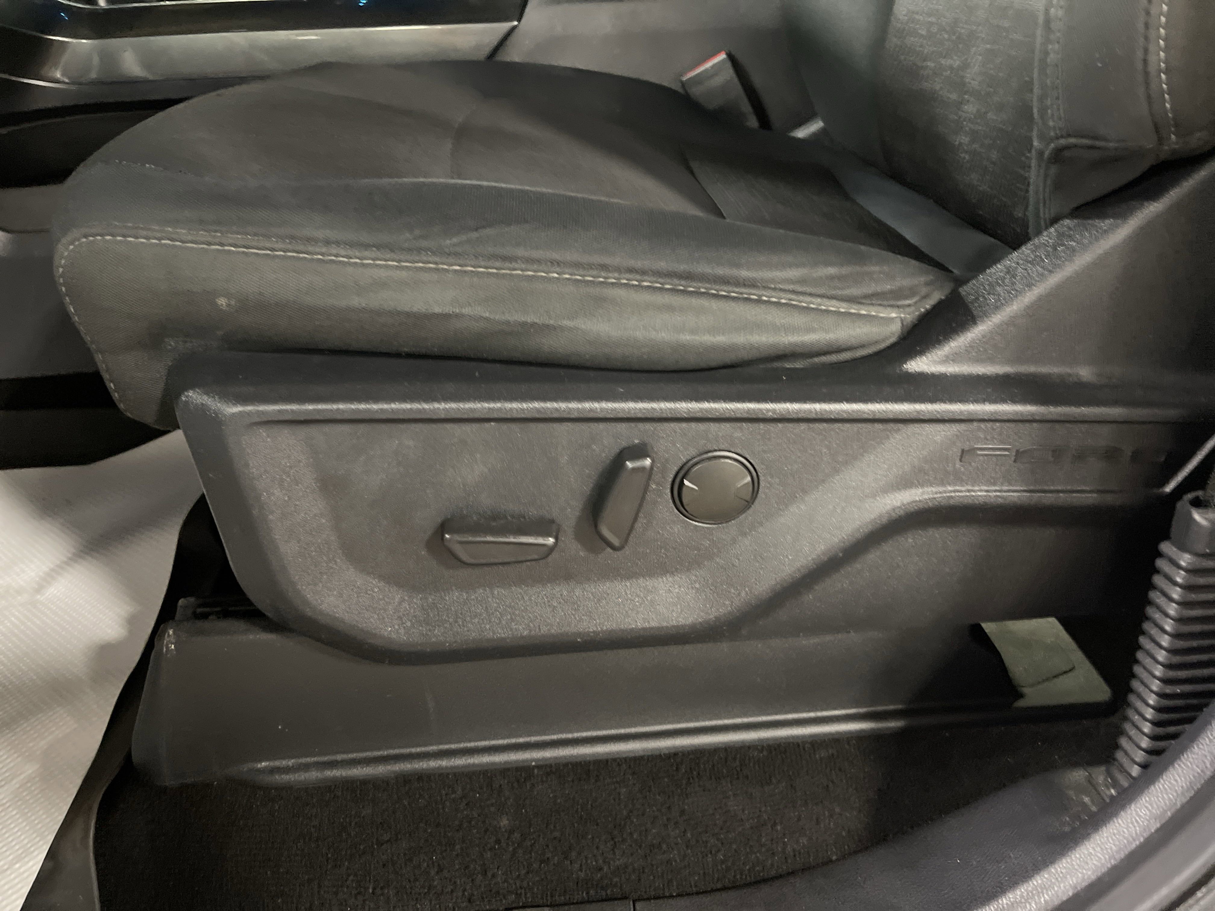 2022 Ford F-150 XL photo 5