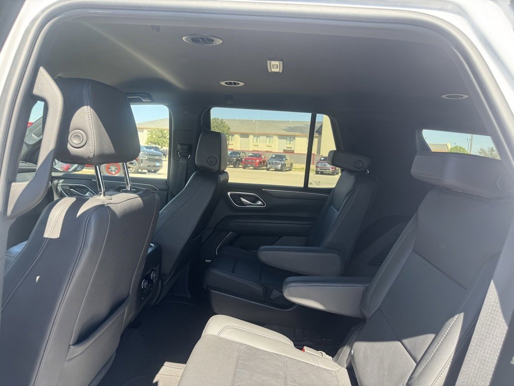2024 Chevrolet Tahoe LT photo 2