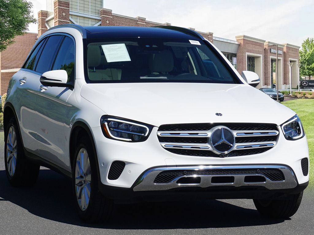 2021 Mercedes Benz GLC 300 photo 3