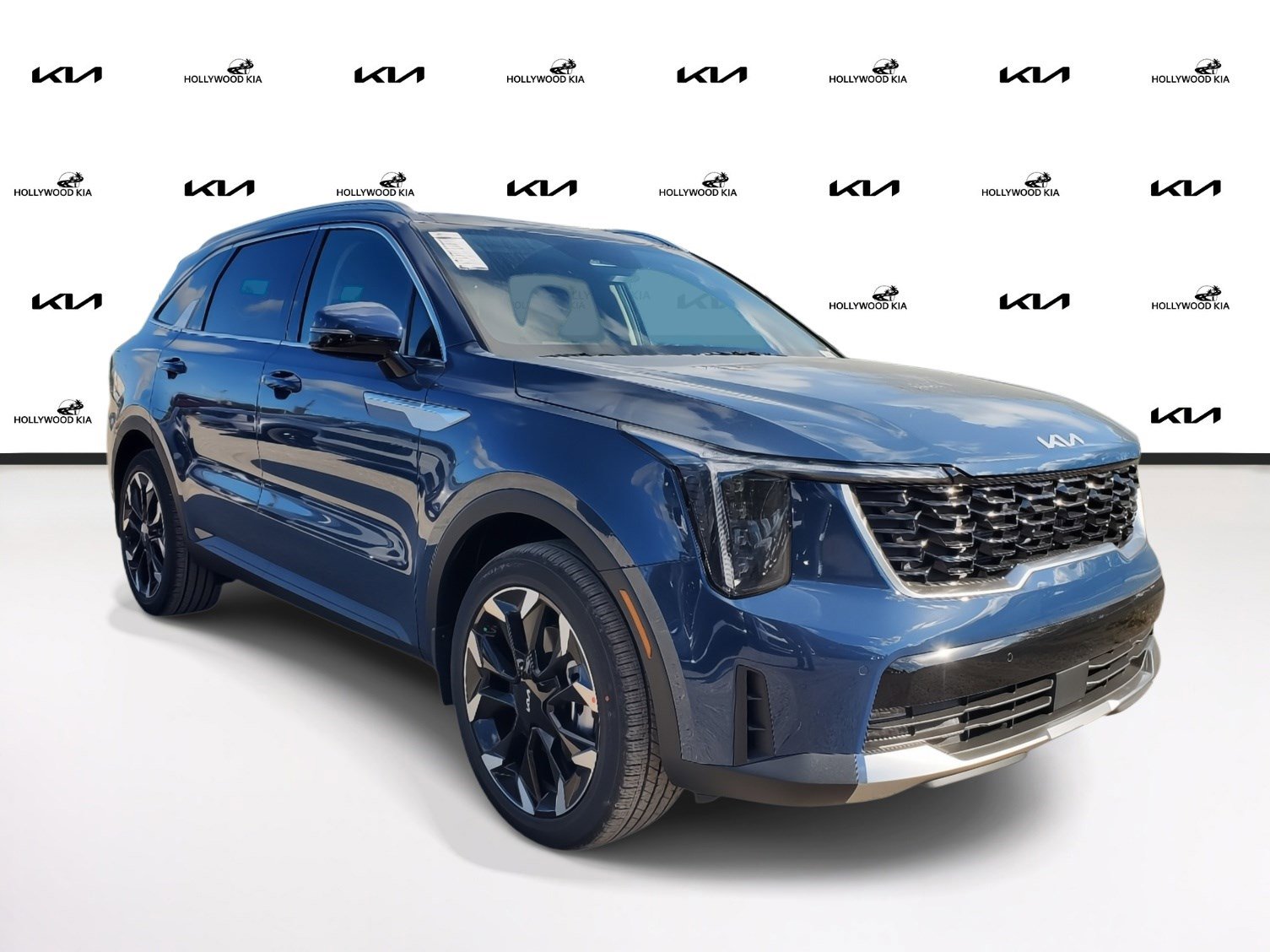 2025 Kia Sorento EX photo 2