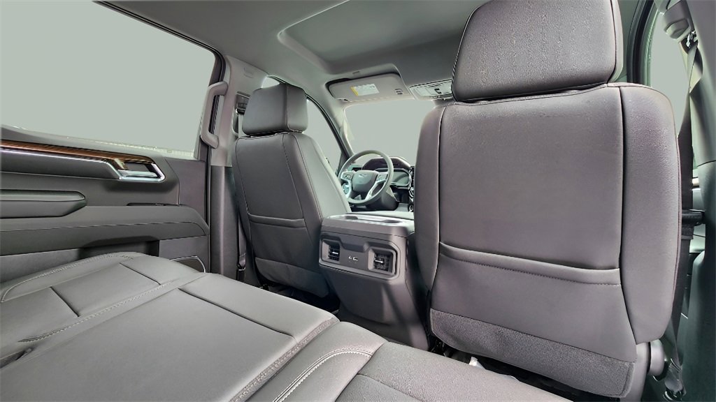 2024 Chevrolet Silverado 1500 RST photo 19