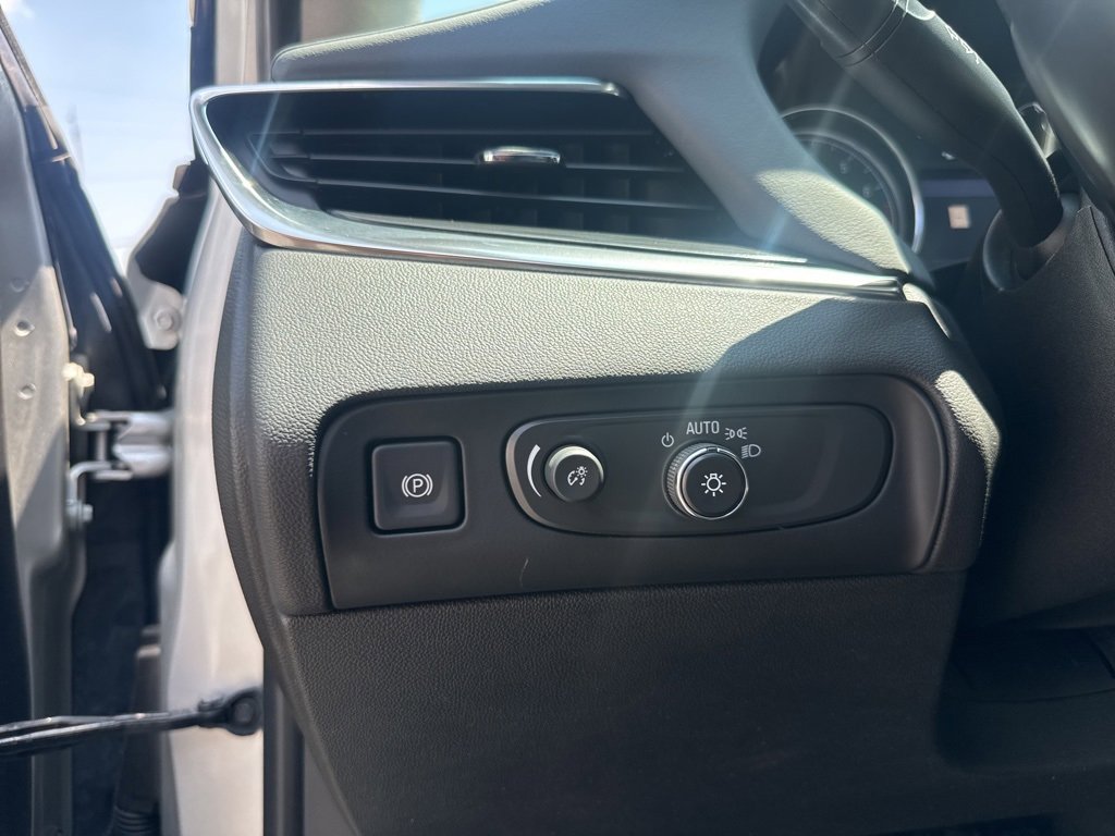2021 Buick Enclave Essence photo 30