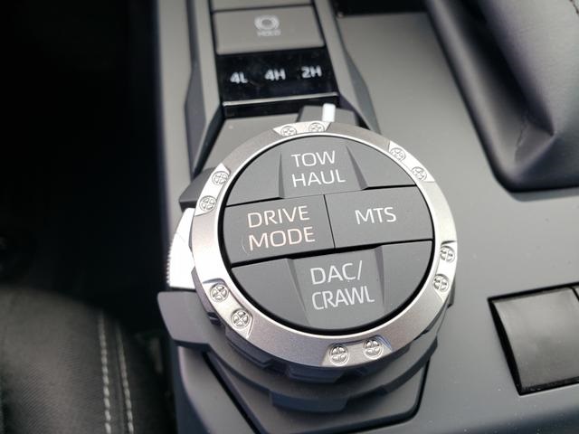 2025 Toyota Tacoma TRD Off-Road 4x4 Double Cab photo 19